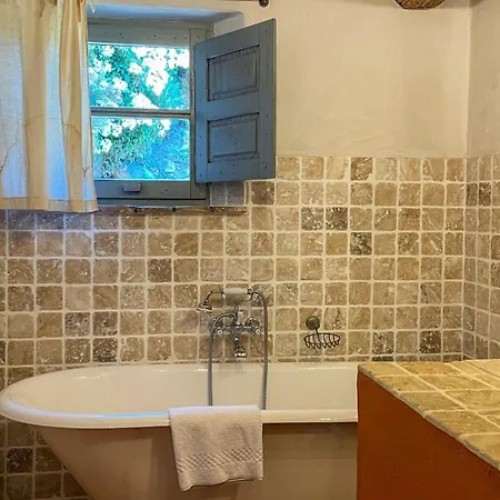 Villa Belle Bergerie Avec Piscine Chauffee Surplombant La Baie De Santa Giulia