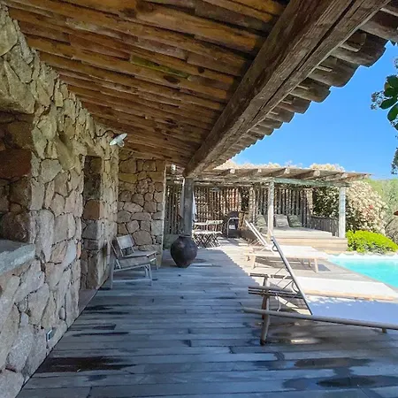 Belle Bergerie Avec Piscine Chauffee Surplombant La Baie De Santa Giulia Villa *