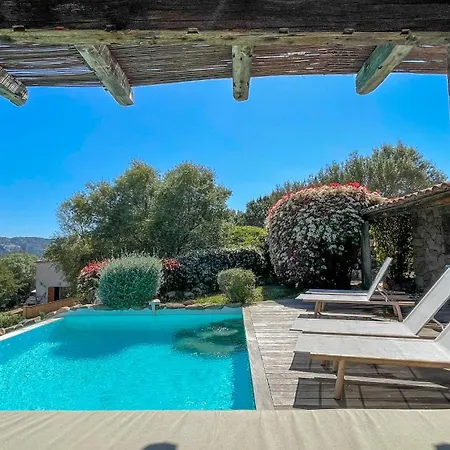 Villa Belle Bergerie Avec Piscine Chauffee Surplombant La Baie De Santa Giulia *