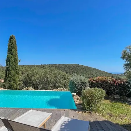 Belle Bergerie Avec Piscine Chauffee Surplombant La Baie De Santa Giulia